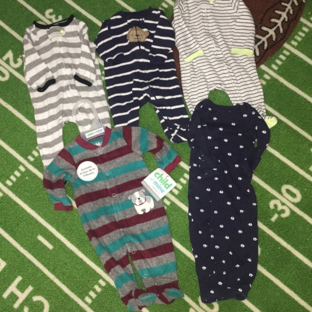 5 BABY BOY SLEEPERS SIZE NB NEWBORN